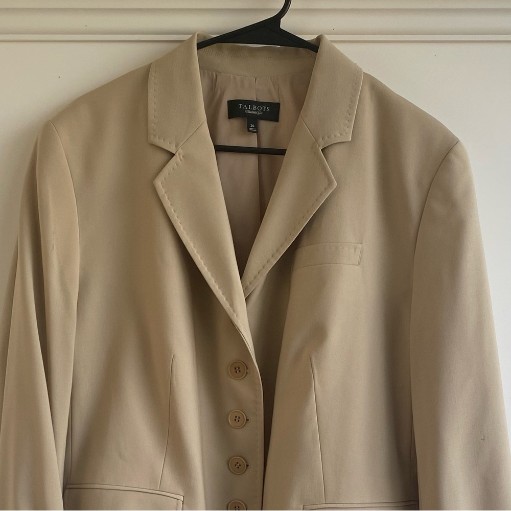 Talbots Wool Blend Blazer Tailored Fit - Picture 2 of 9